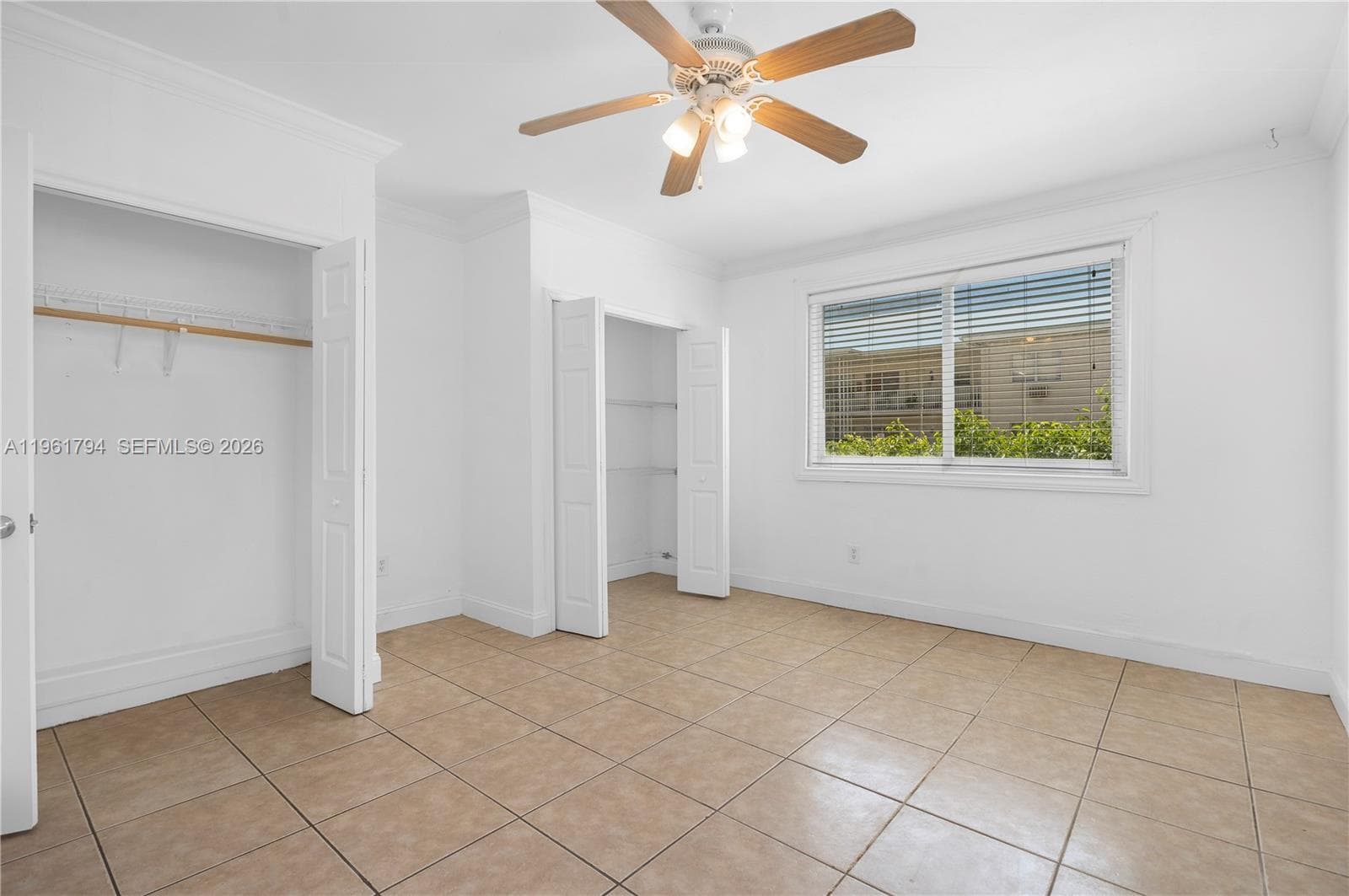 A11961794 — Miami Beach — 7