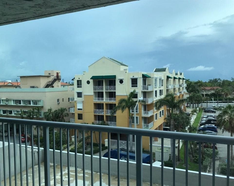 F10551120 — Miami Beach — 3