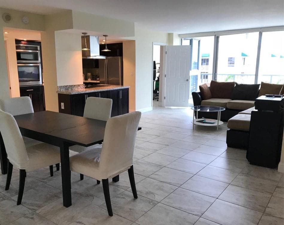 F10551120 — Miami Beach — 8