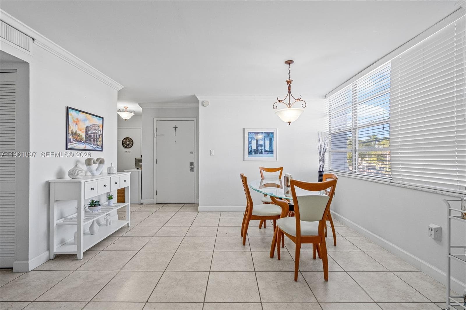 A11961897 — Miami Beach — 7
