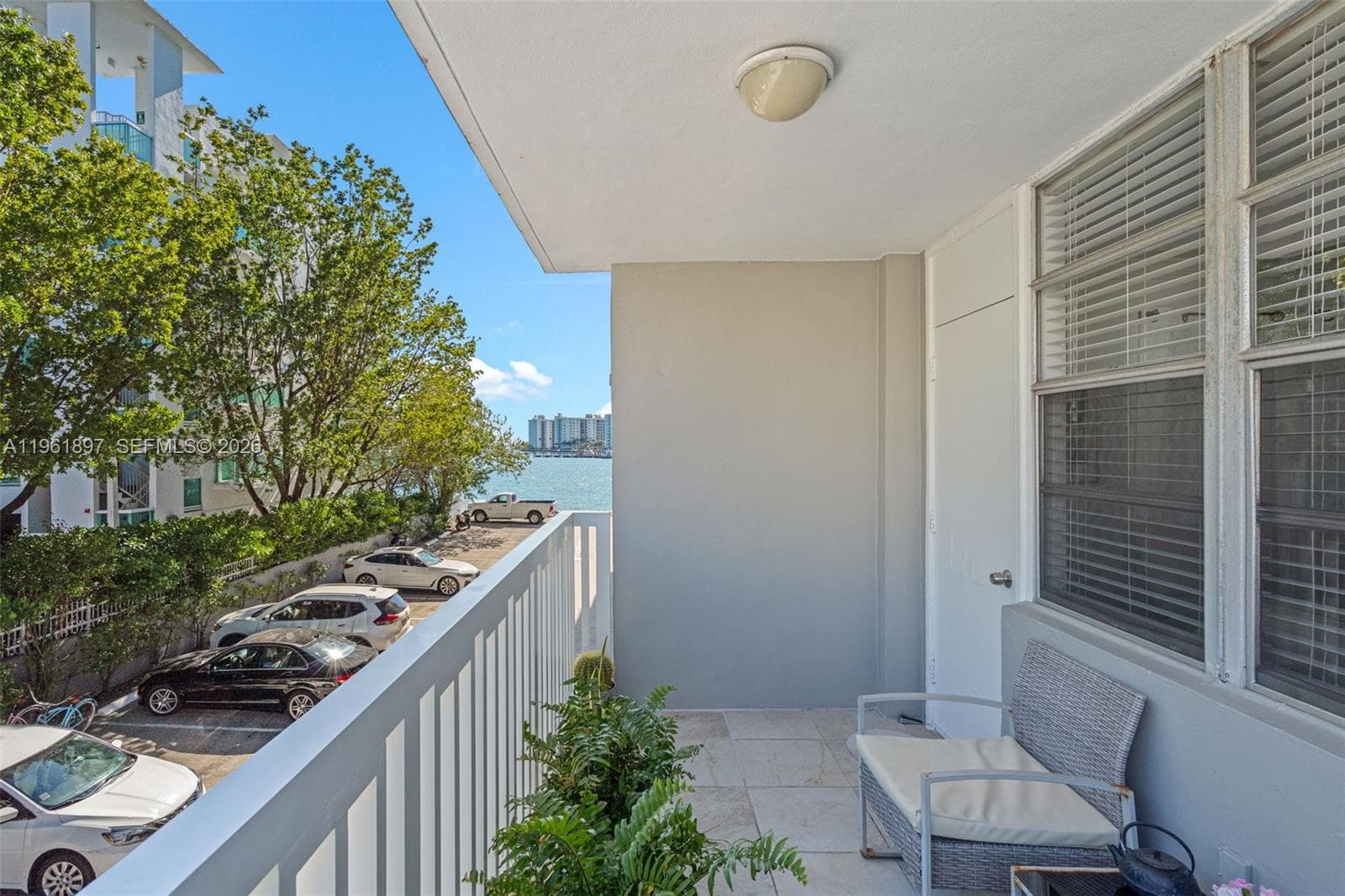 A11961897 — Miami Beach — 31
