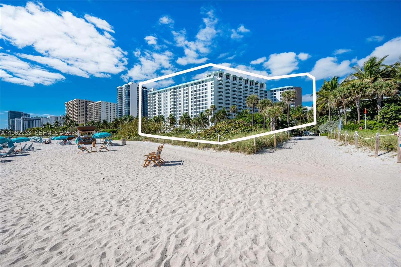 A11962233 — Miami Beach — 17