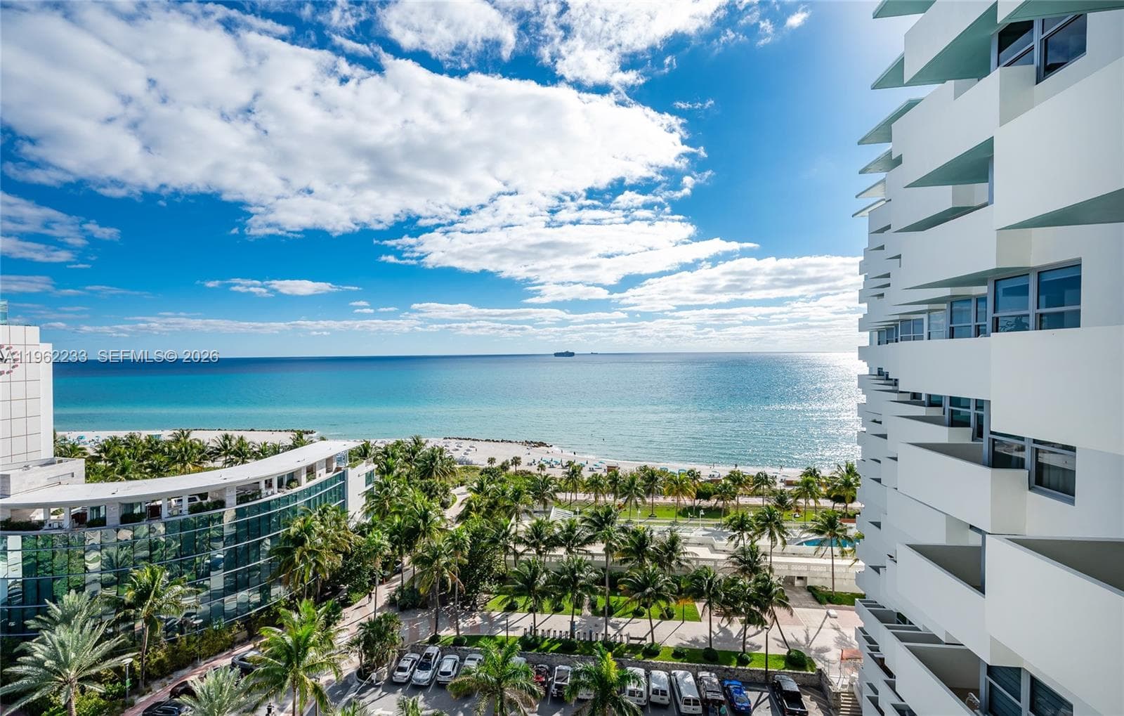 A11962233 — Miami Beach — 3