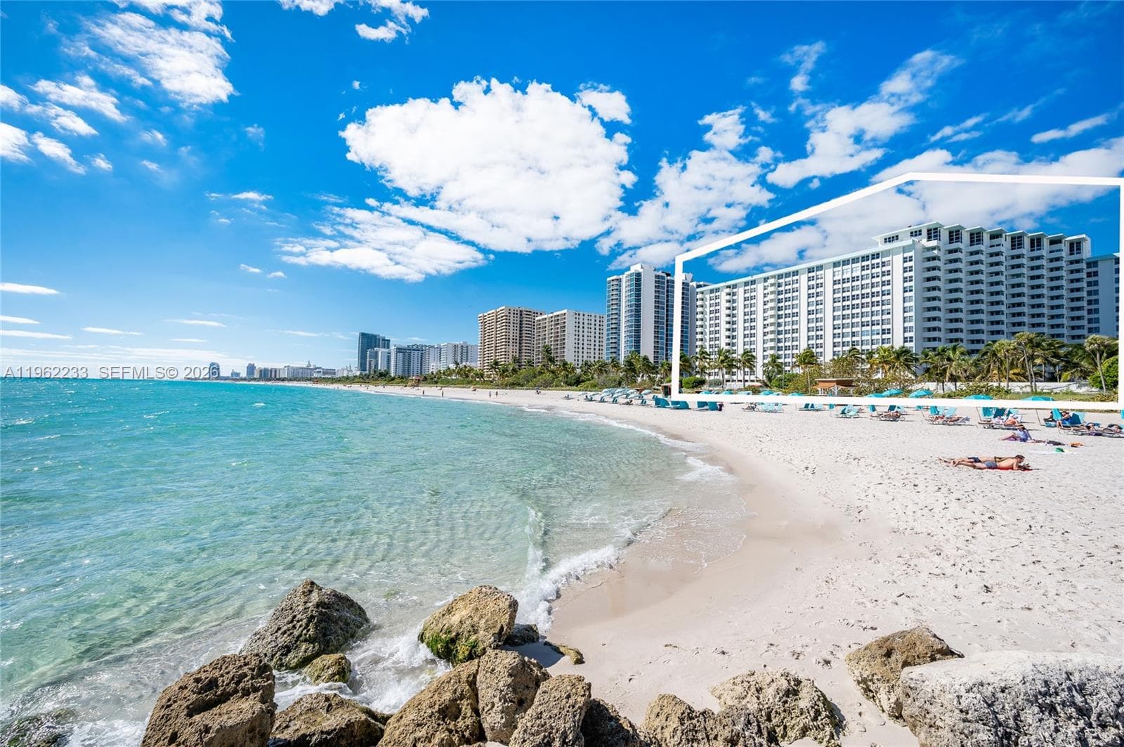 A11962233 — Miami Beach