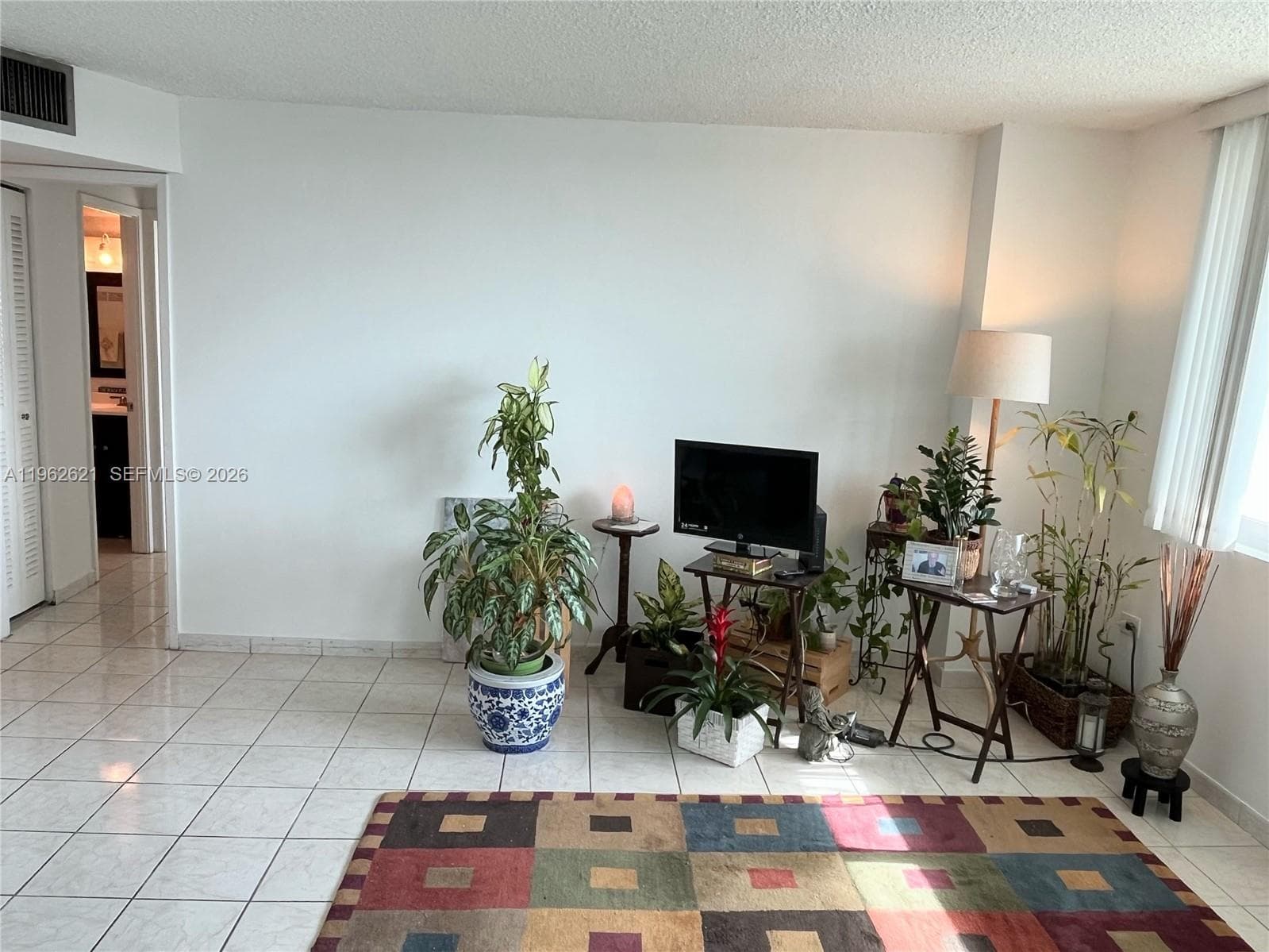 A11962621 — Miami Beach — 6