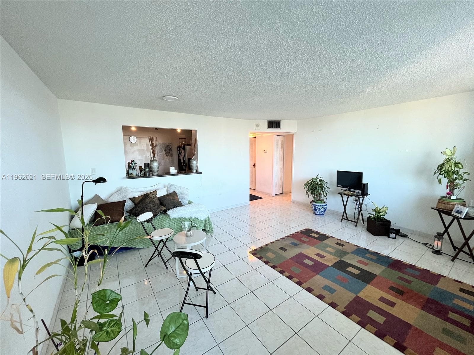 A11962621 — Miami Beach — 7
