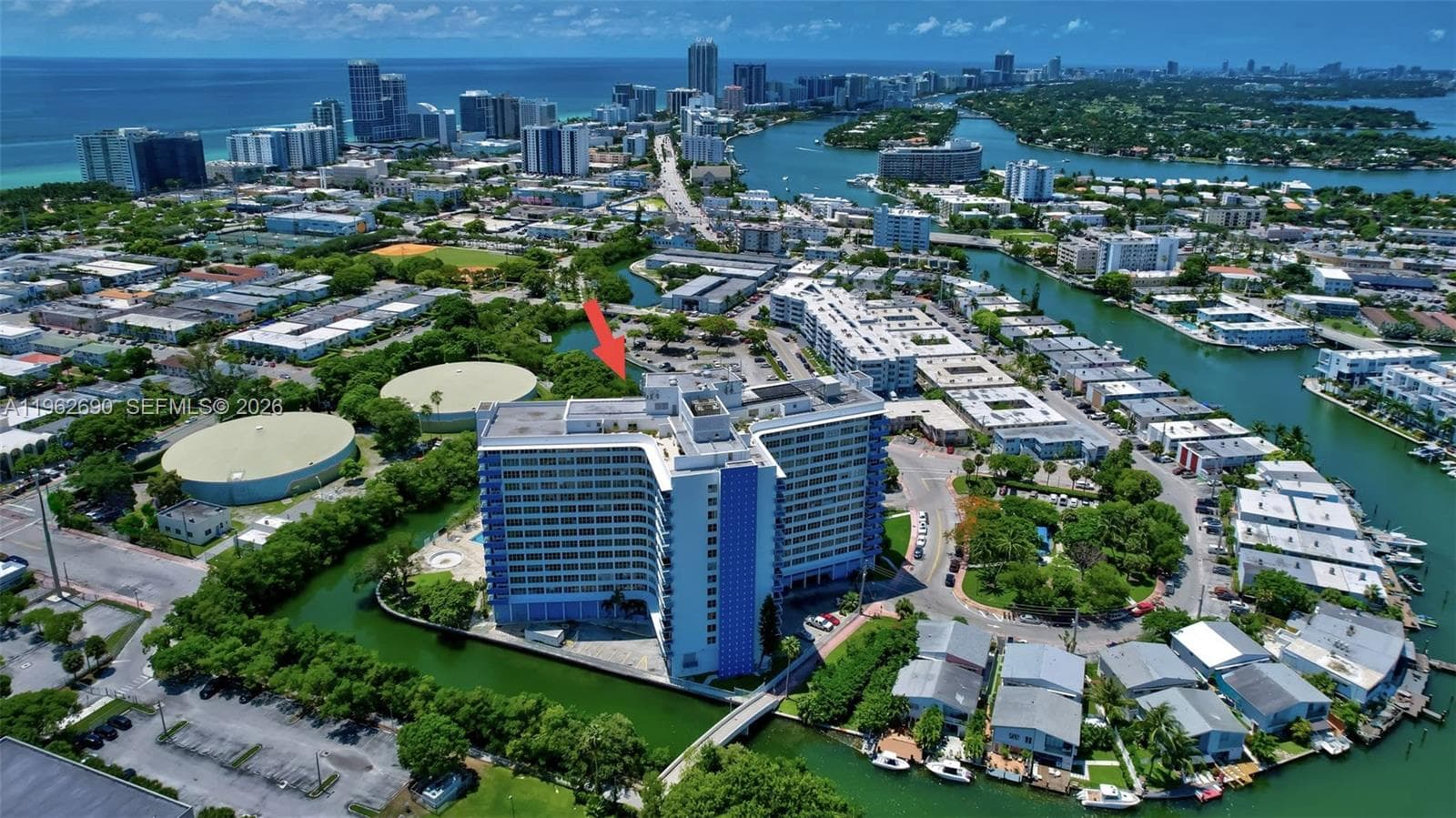 A11962690 — Miami Beach — 52