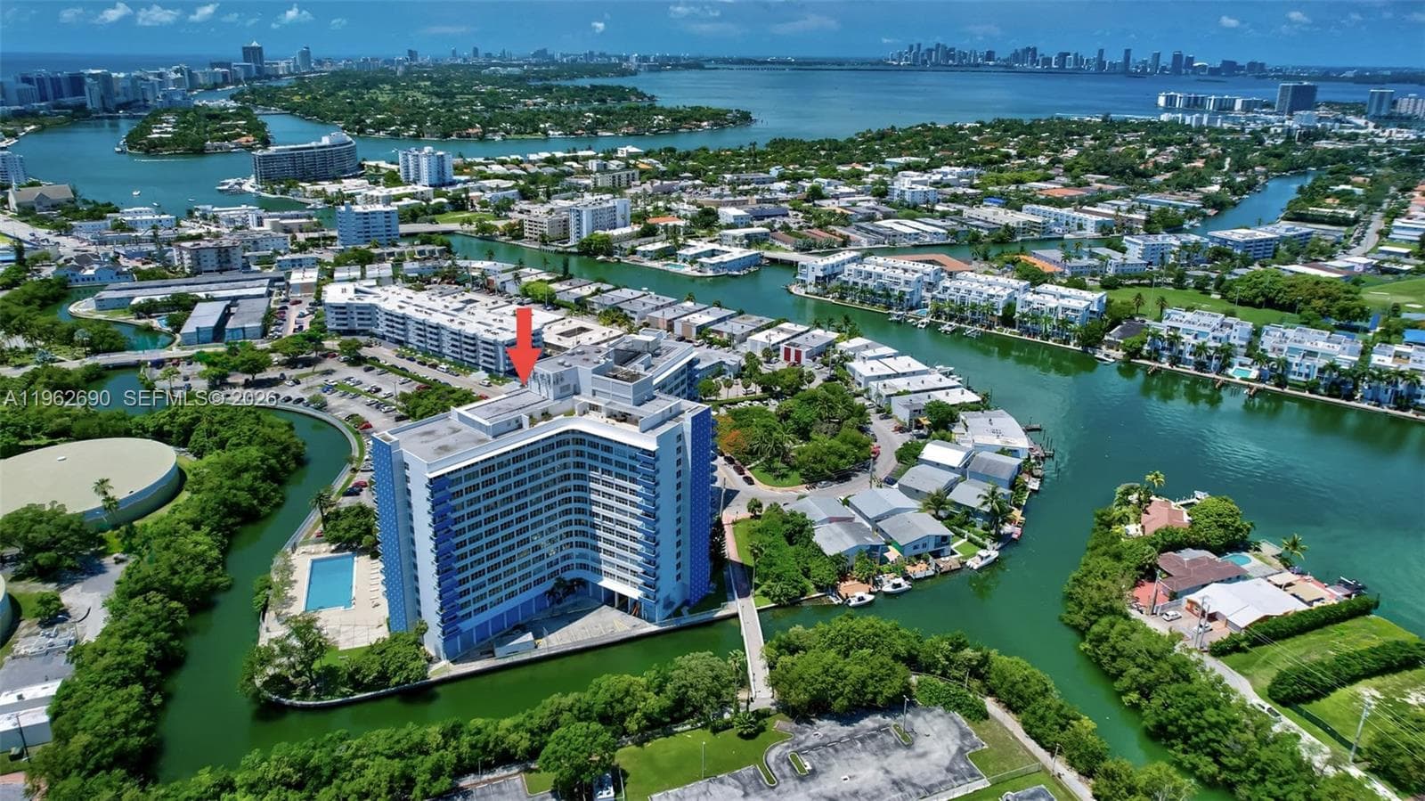 A11962690 — Miami Beach — 47