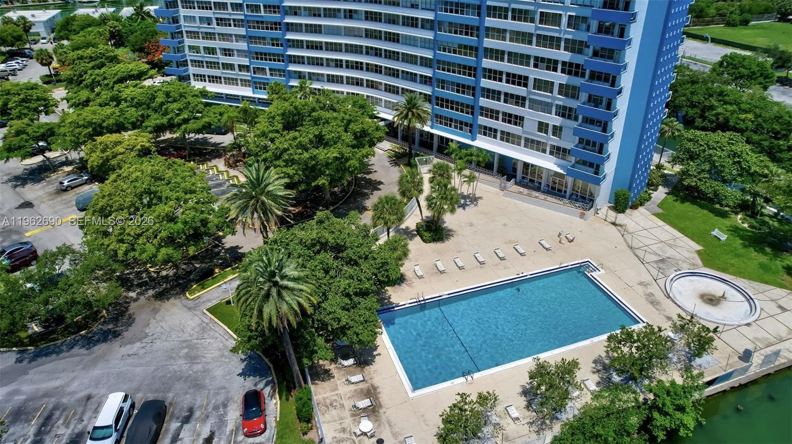 A11962690 — Miami Beach — 38
