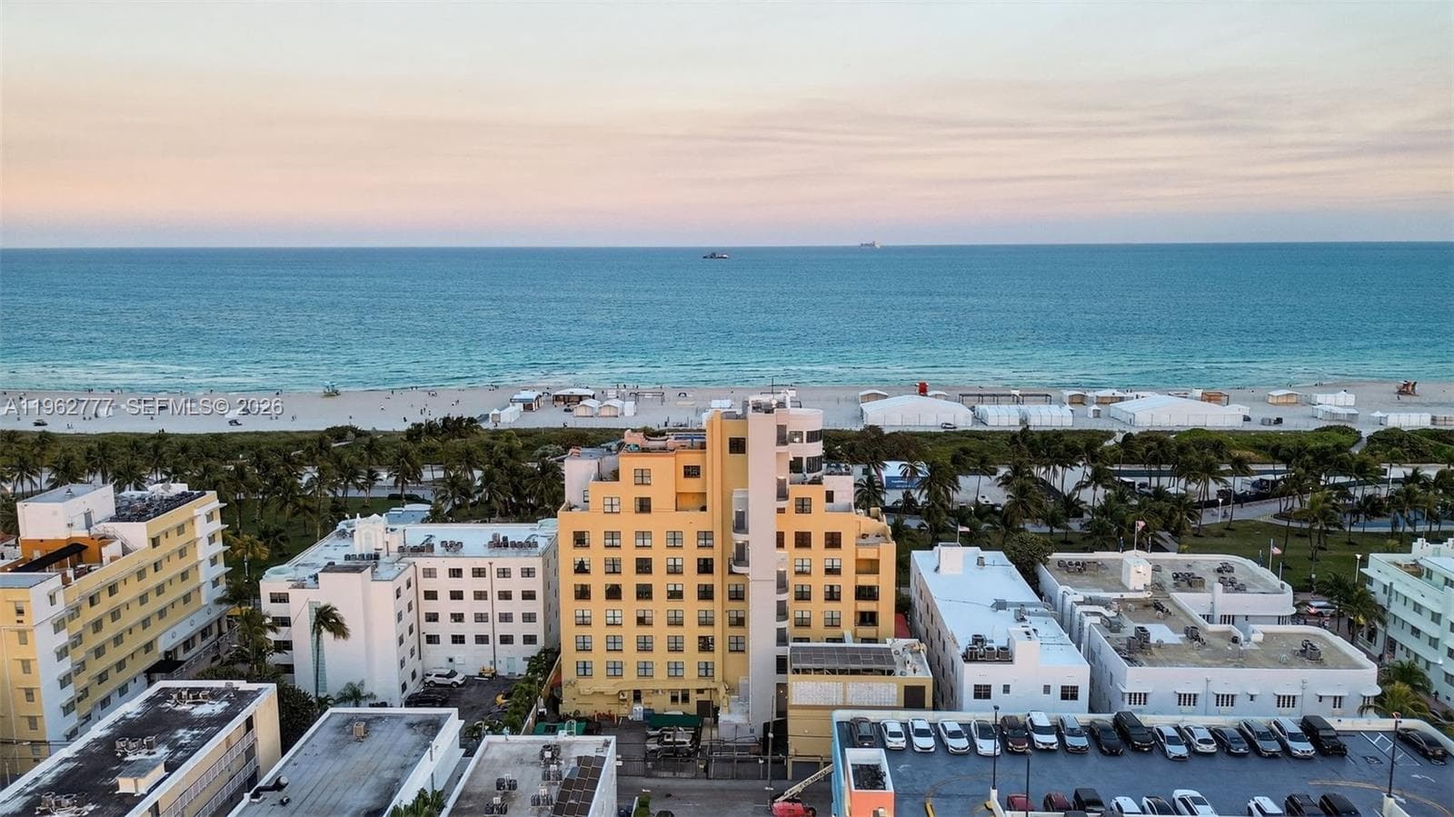 A11962777 — Miami Beach — 22