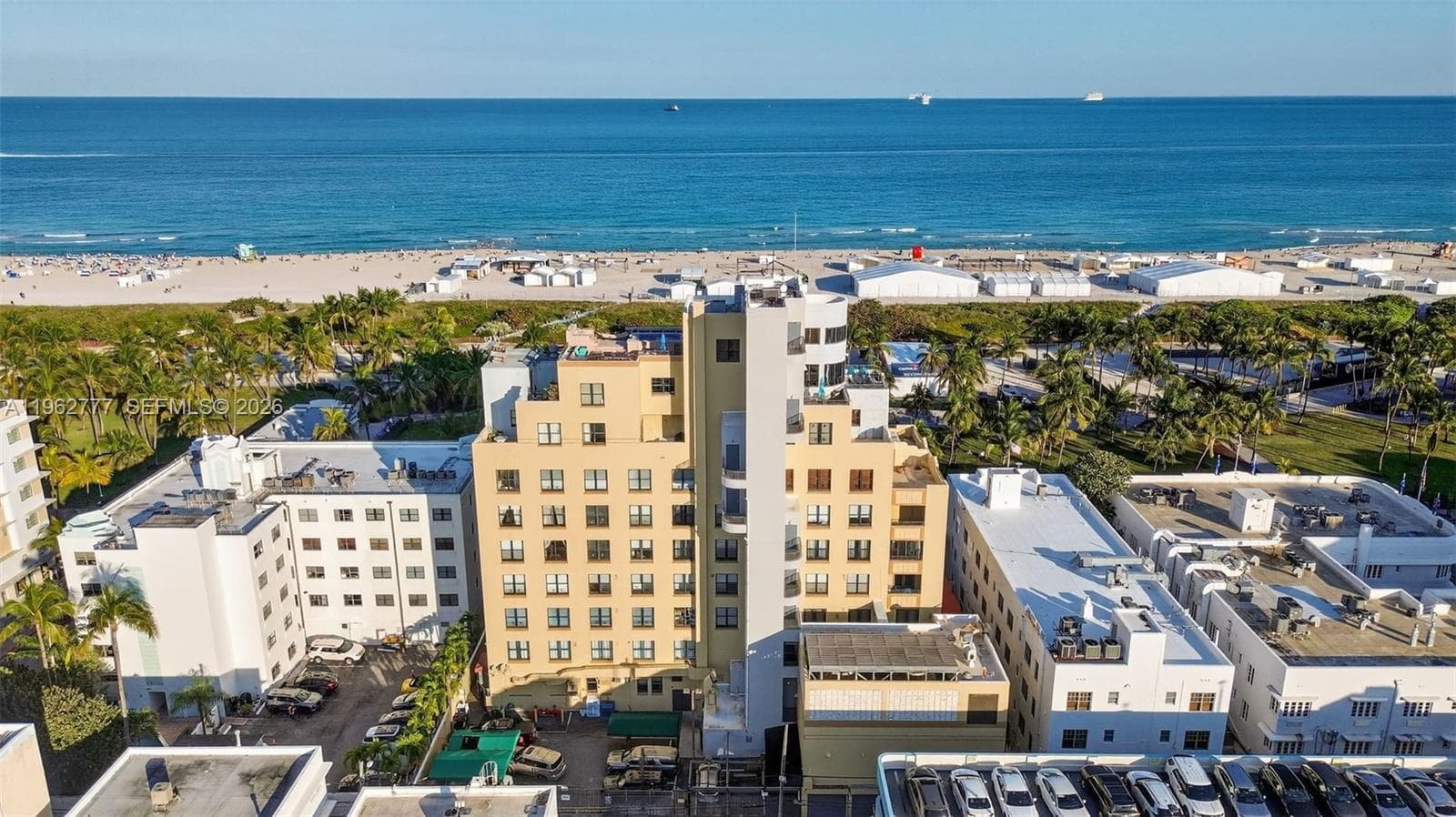 A11962777 — Miami Beach — 19