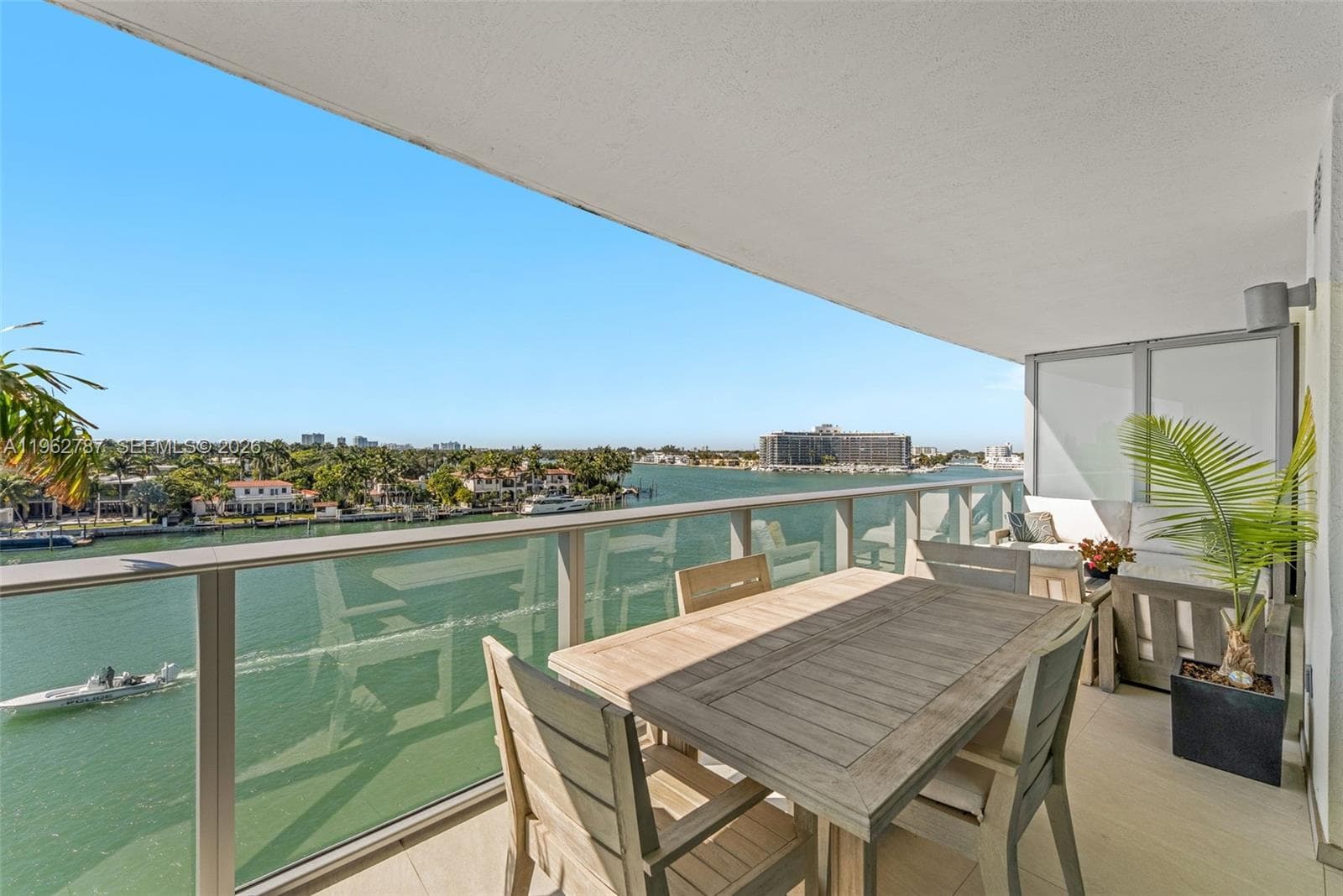 A11962787 — Miami Beach — 2