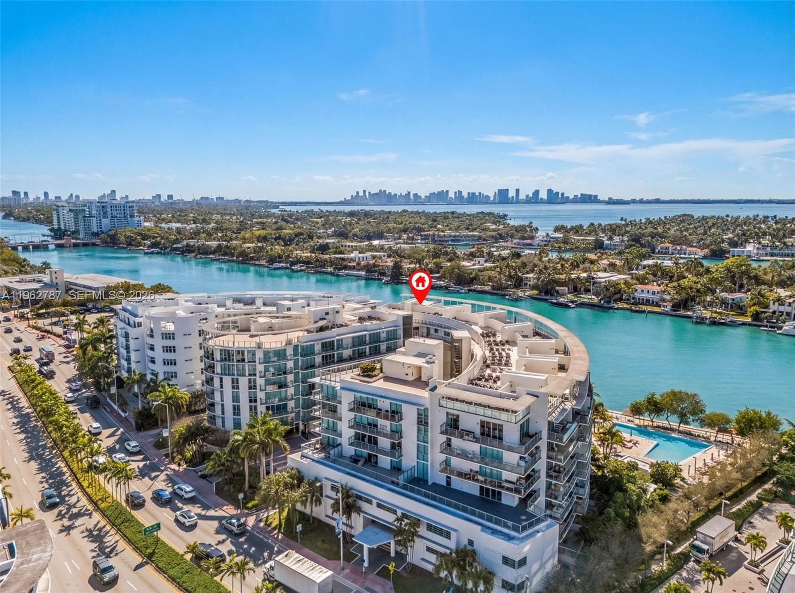 A11962787 — Miami Beach — 13