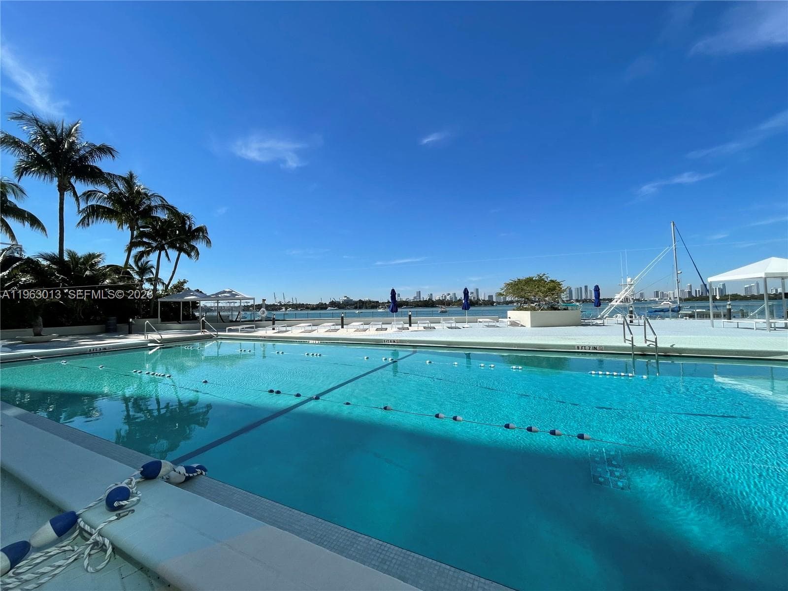 A11963013 — Miami Beach — 49
