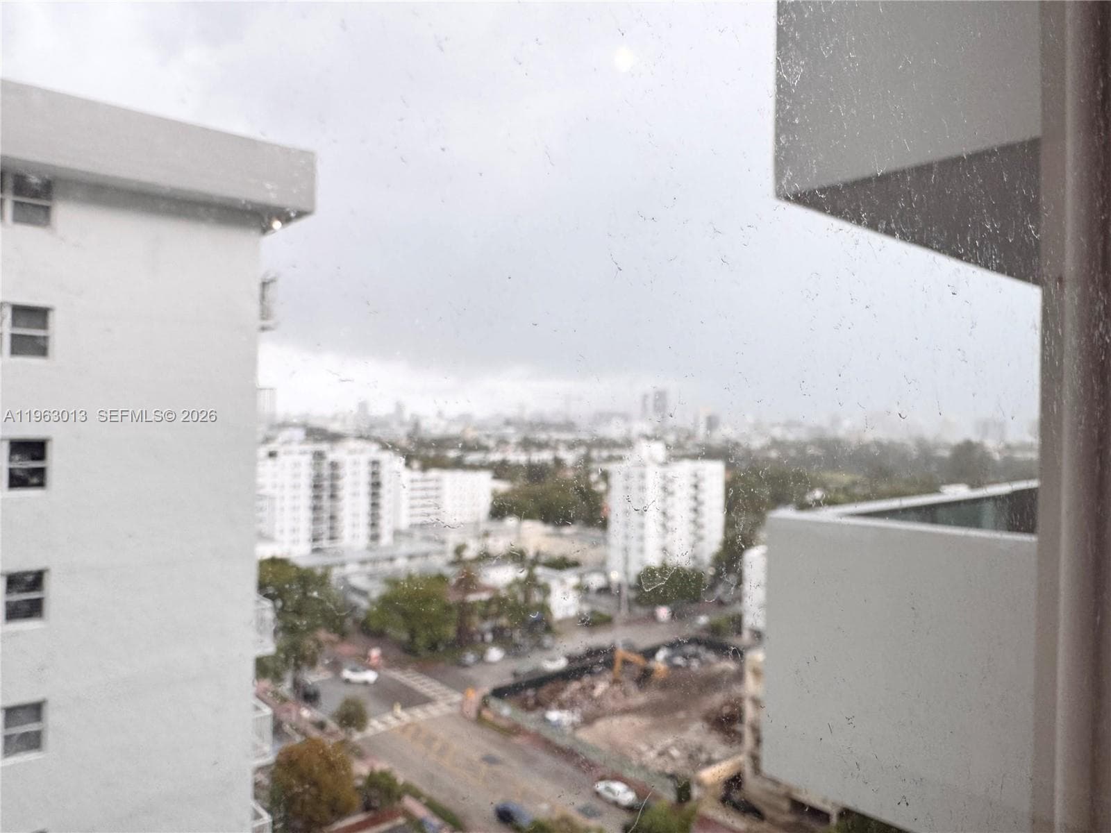 A11963013 — Miami Beach — 18