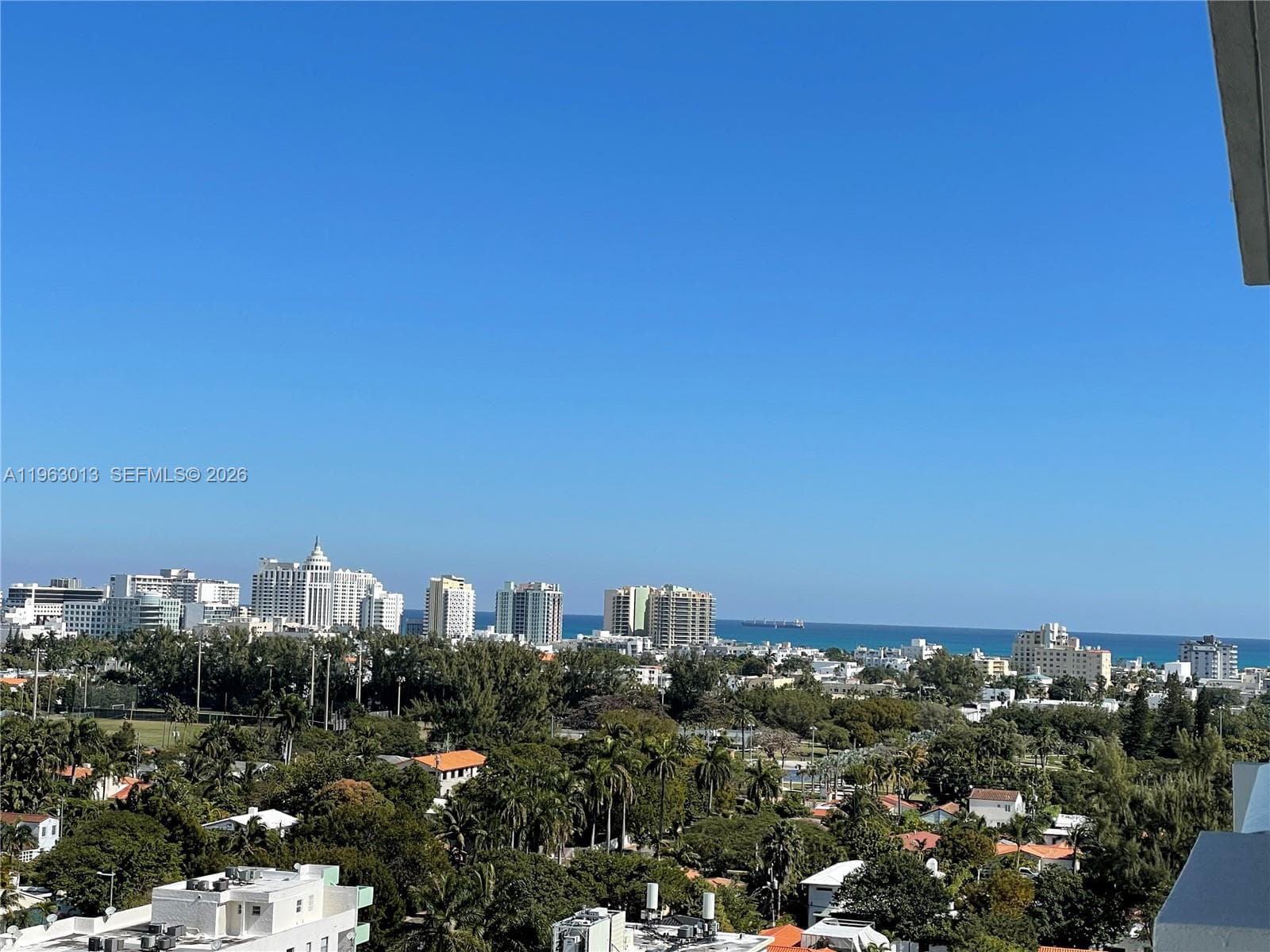 A11963013 — Miami Beach — 39