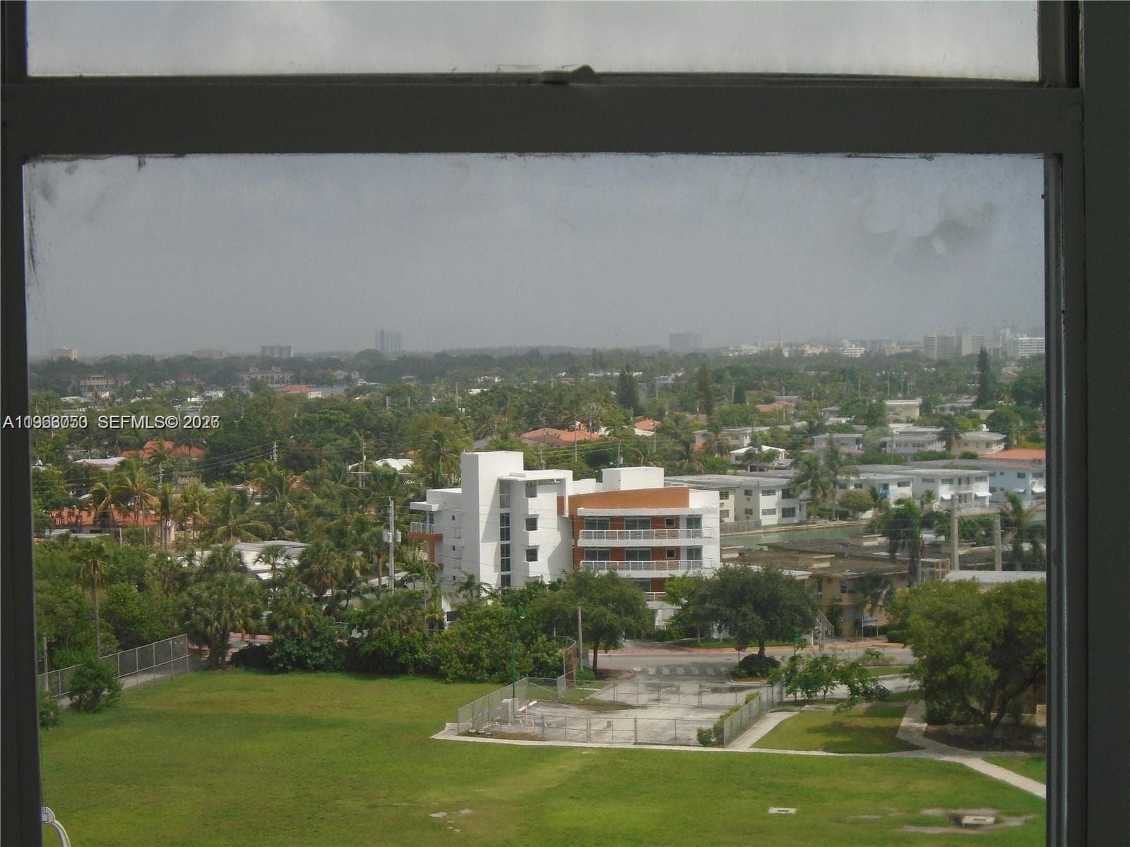 A11963050 — Miami Beach — 14
