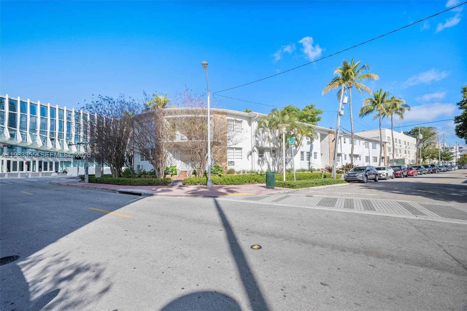 A11963355 — Miami Beach — 14