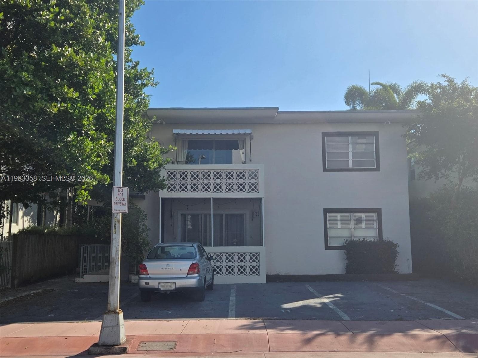 A11963358 — Miami Beach — 22