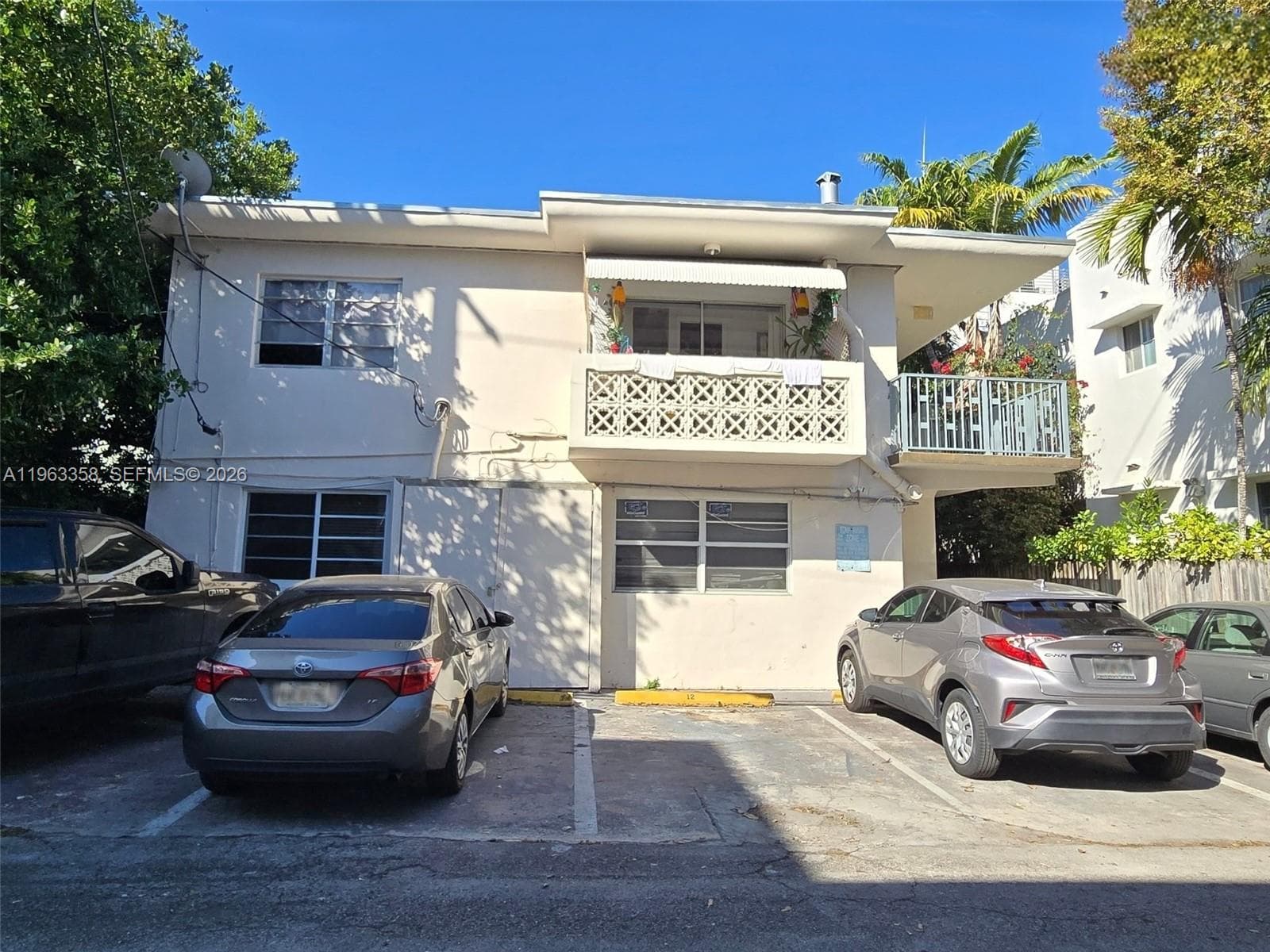 A11963358 — Miami Beach — 31