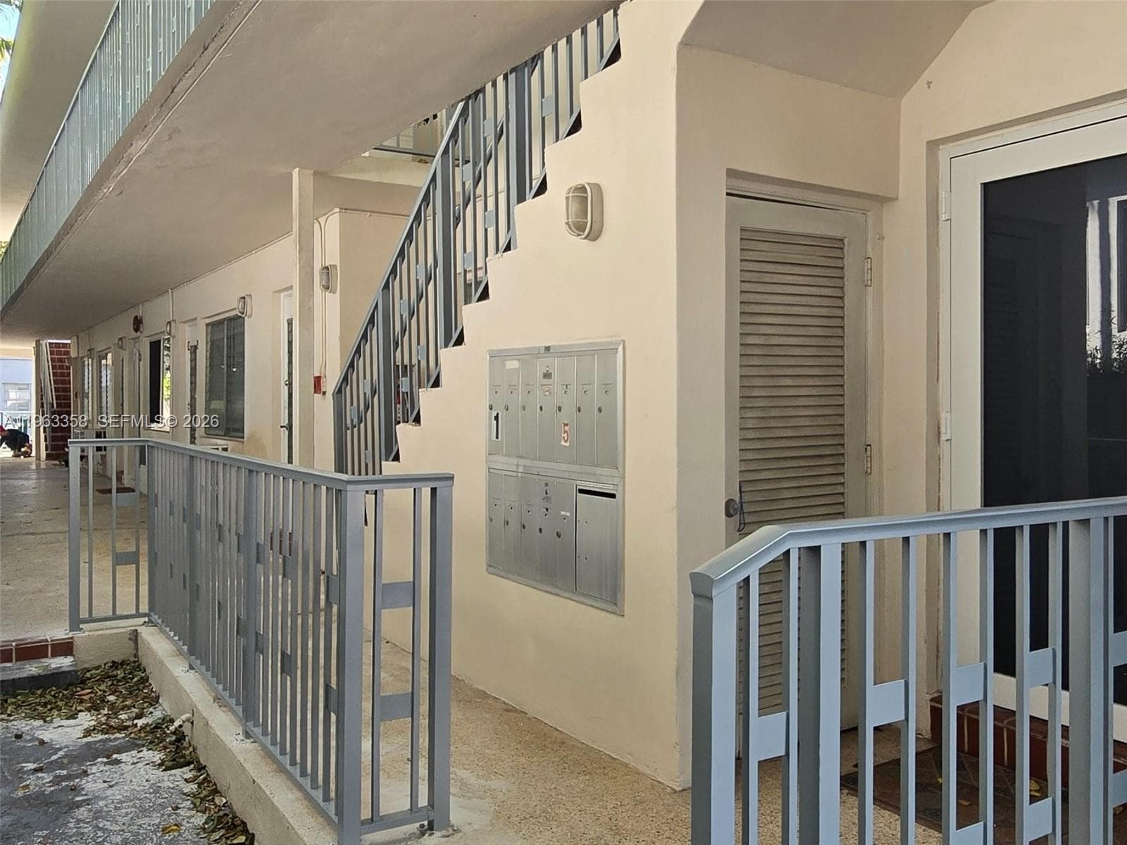 A11963358 — Miami Beach — 25