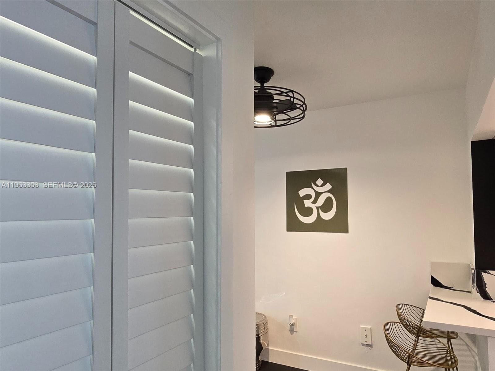 A11963358 — Miami Beach — 21