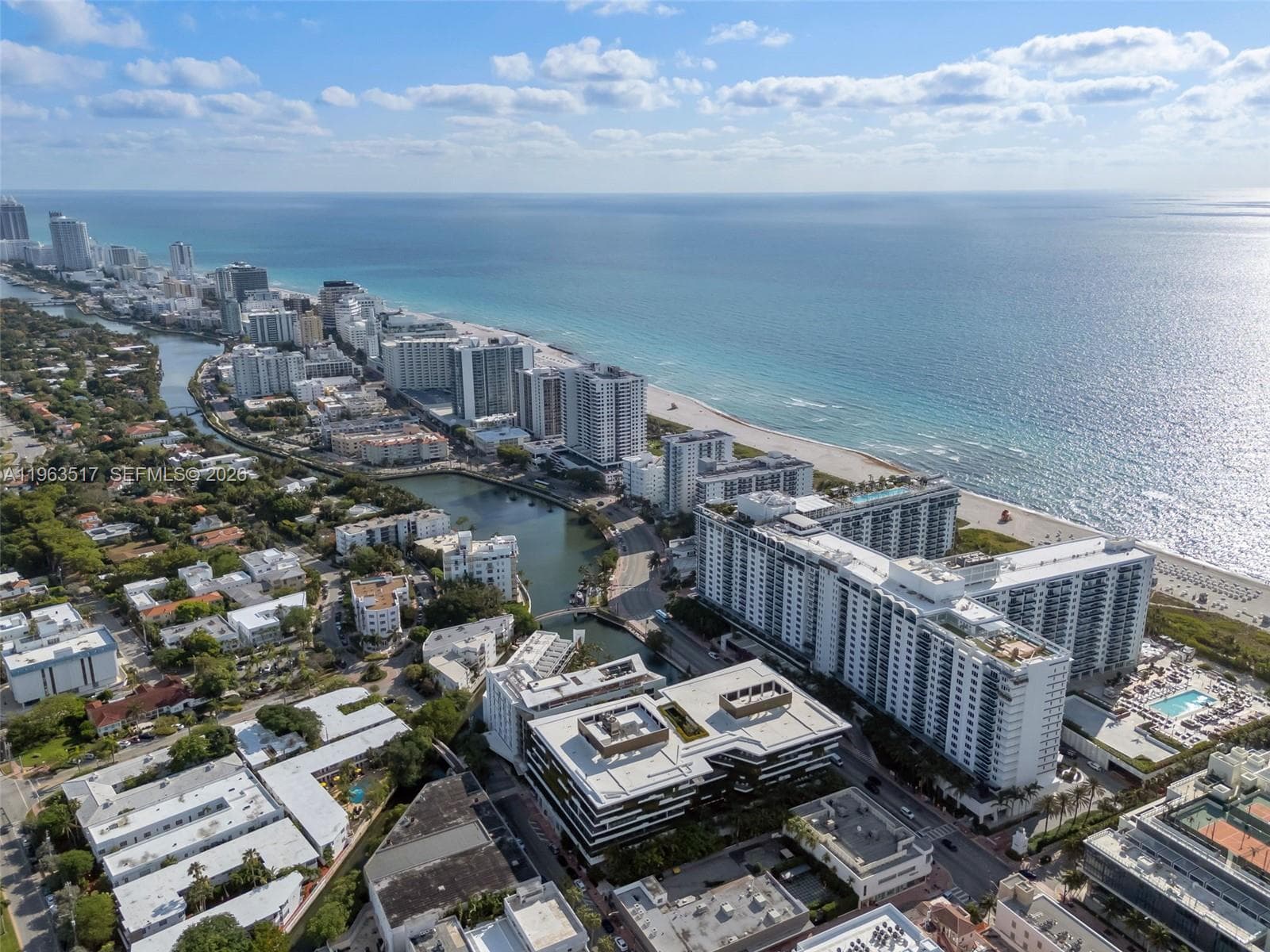 A11963517 — Miami Beach — 27