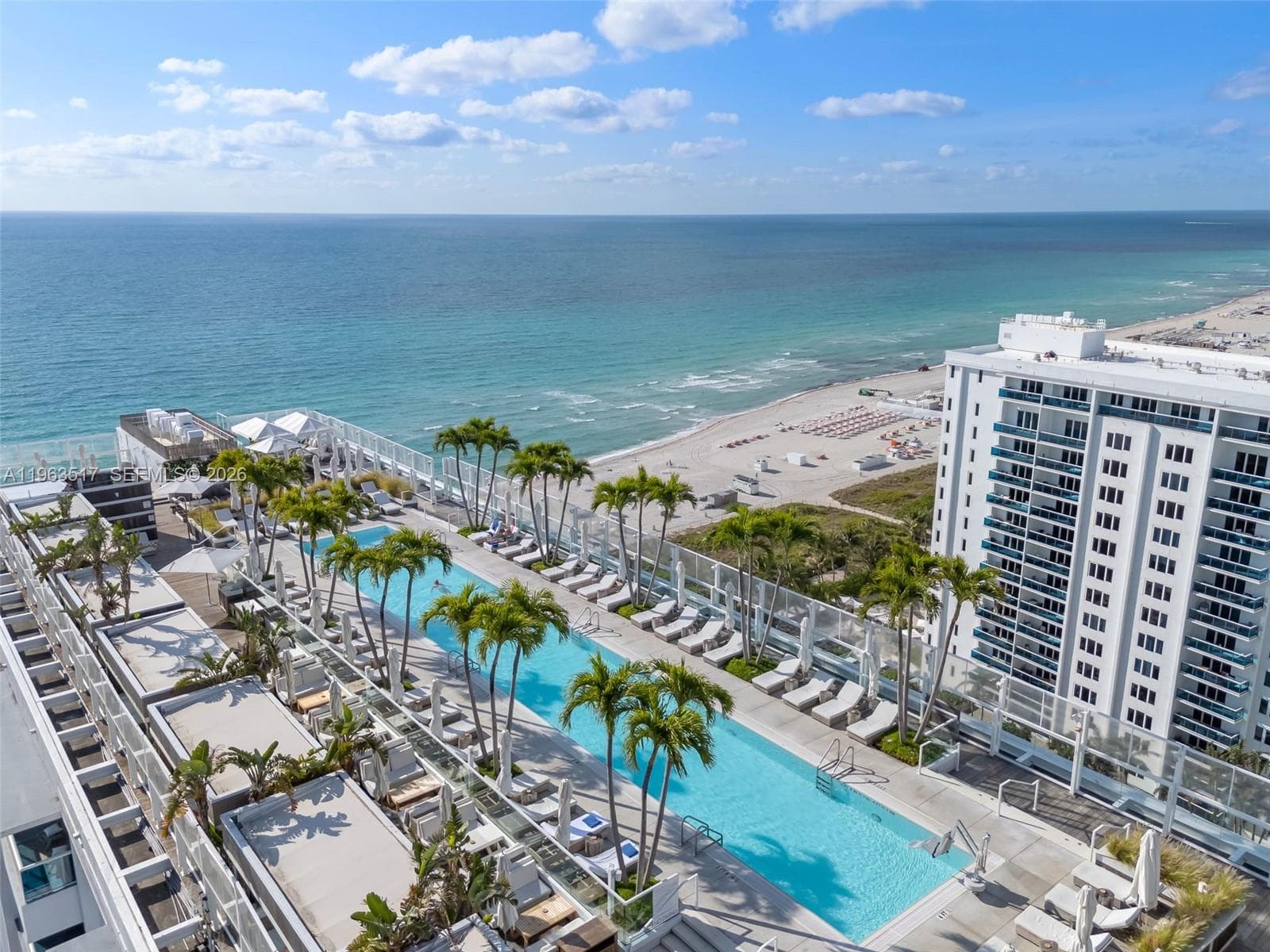 A11963517 — Miami Beach — 32