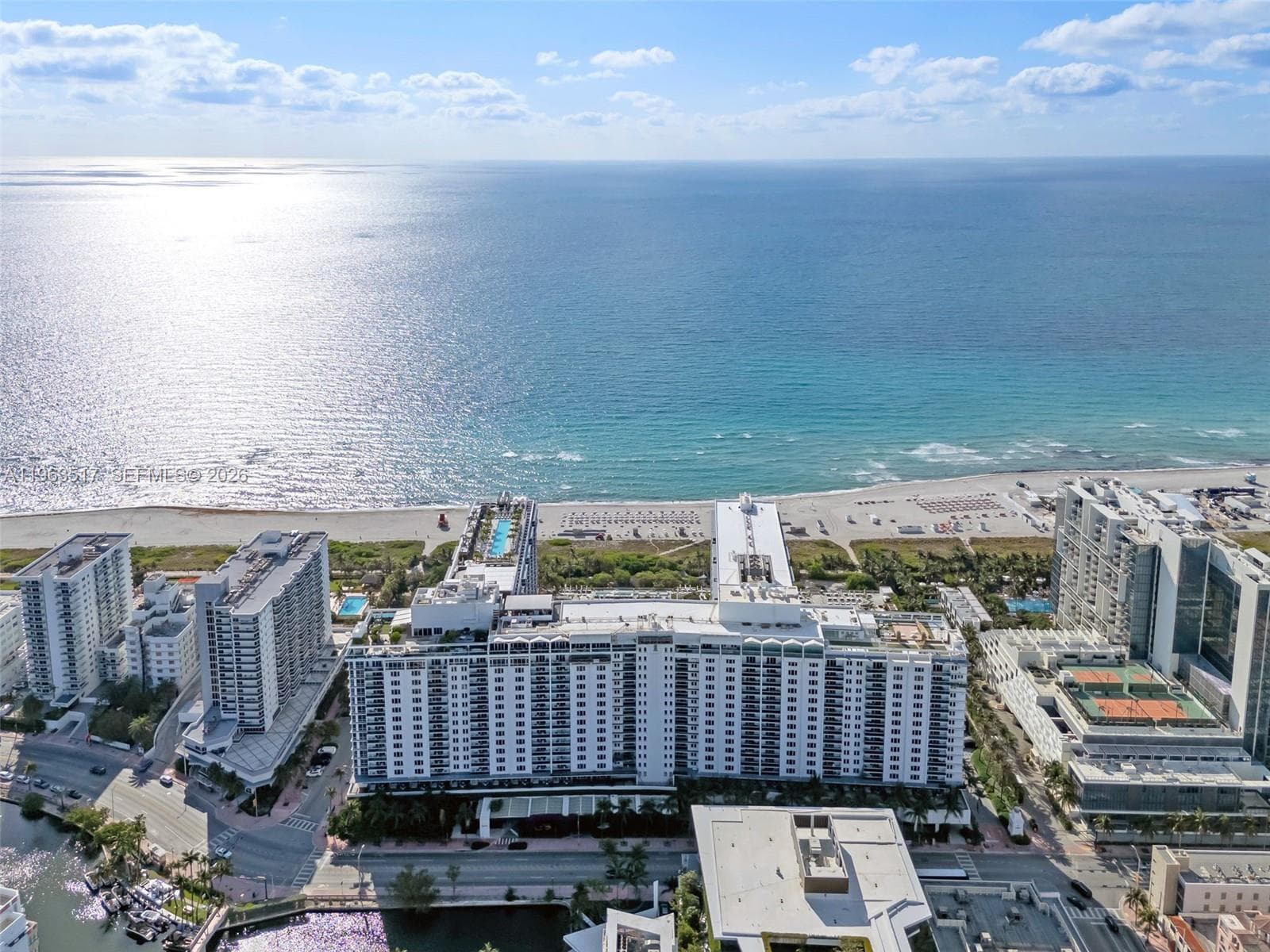A11963517 — Miami Beach — 29