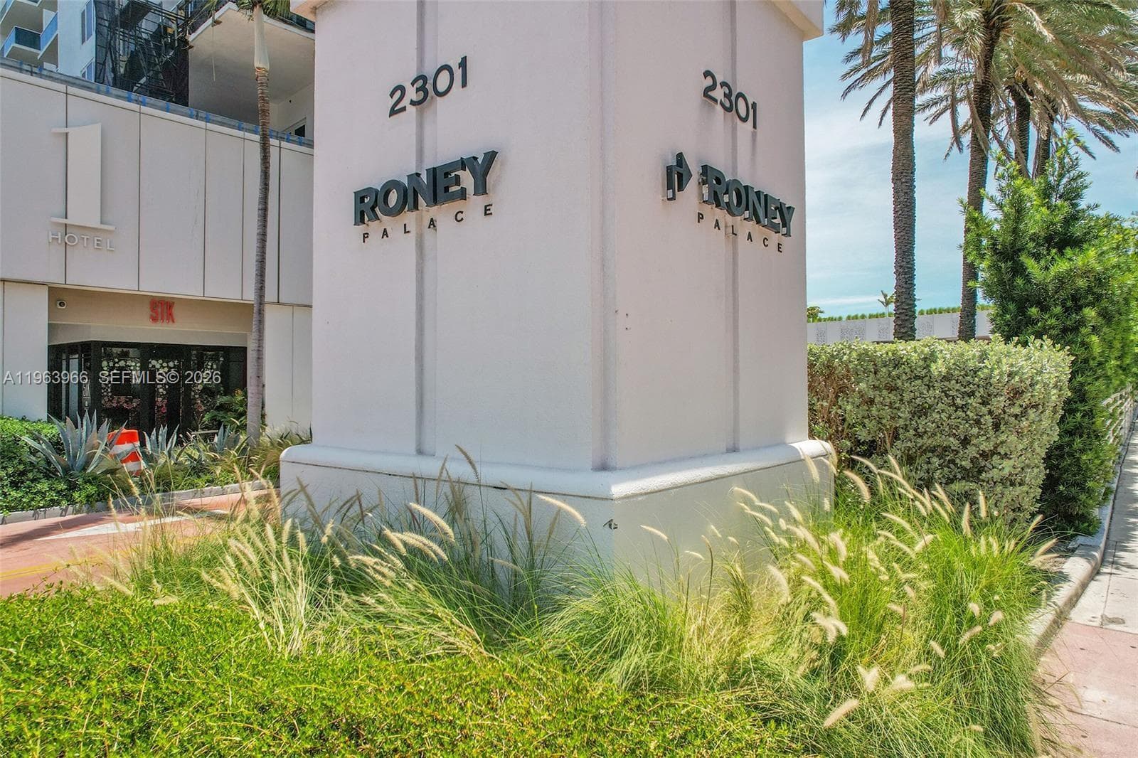 A11963966 — Miami Beach — 21
