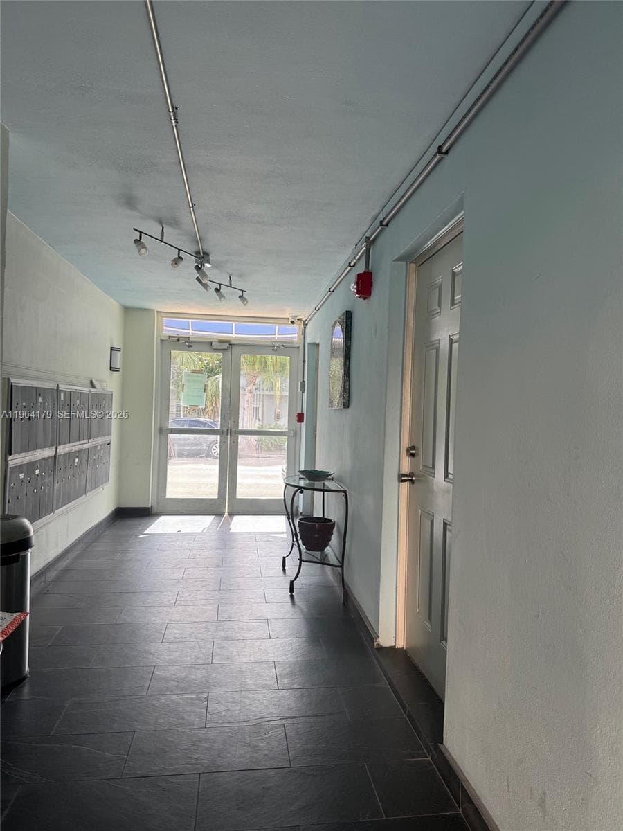 A11964179 — Miami Beach — 7