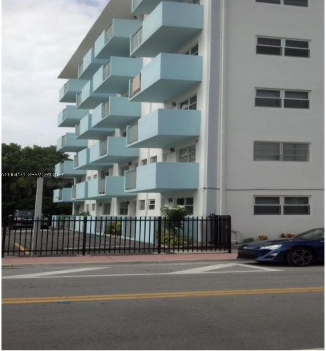 A11964179 — Miami Beach