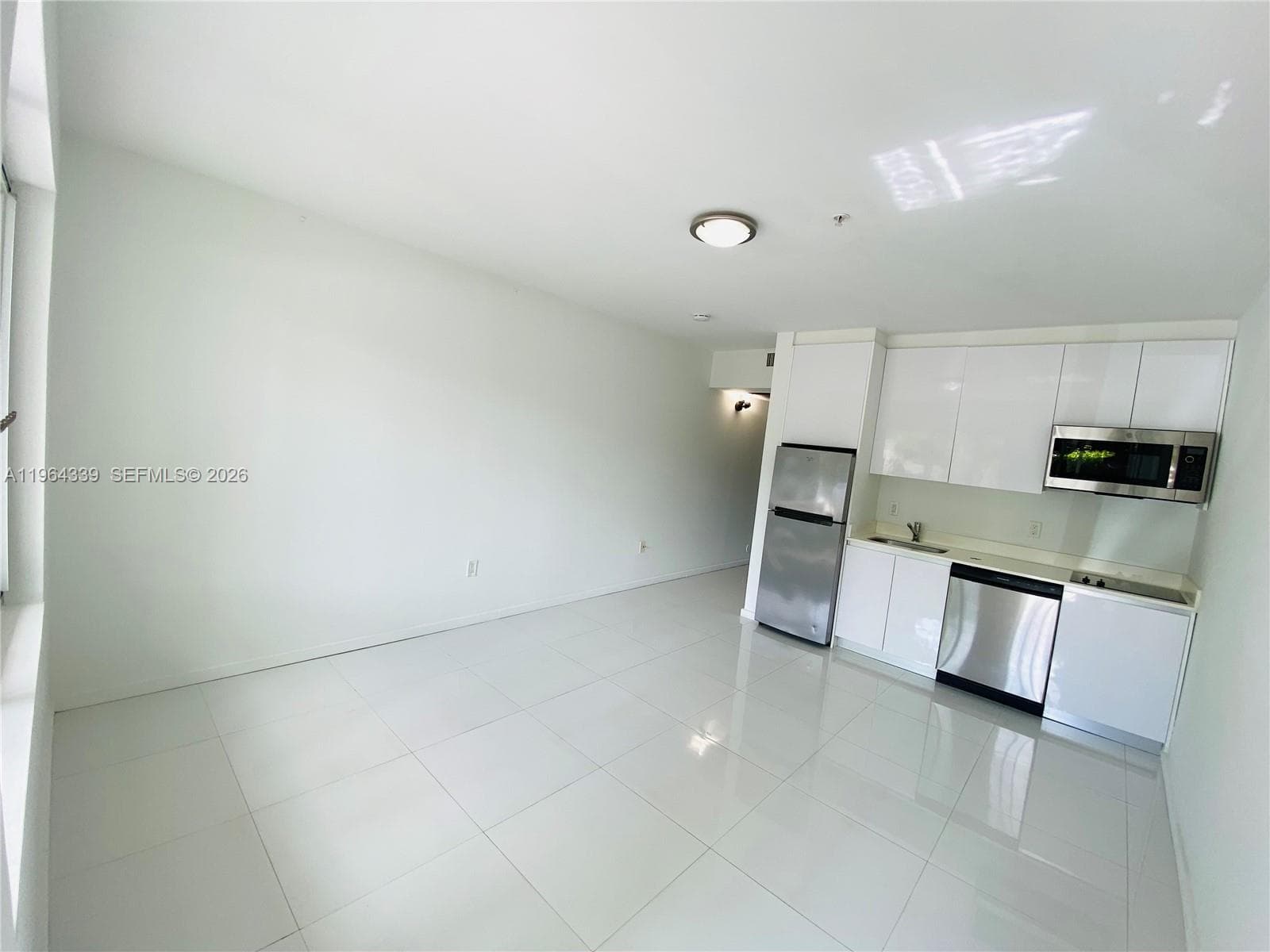 A11964339 — Miami Beach — 7