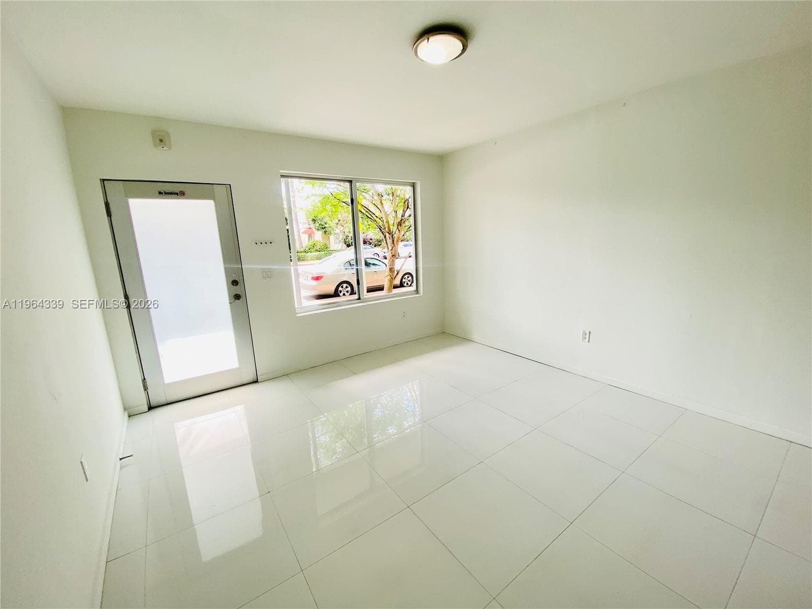 A11964339 — Miami Beach — 4
