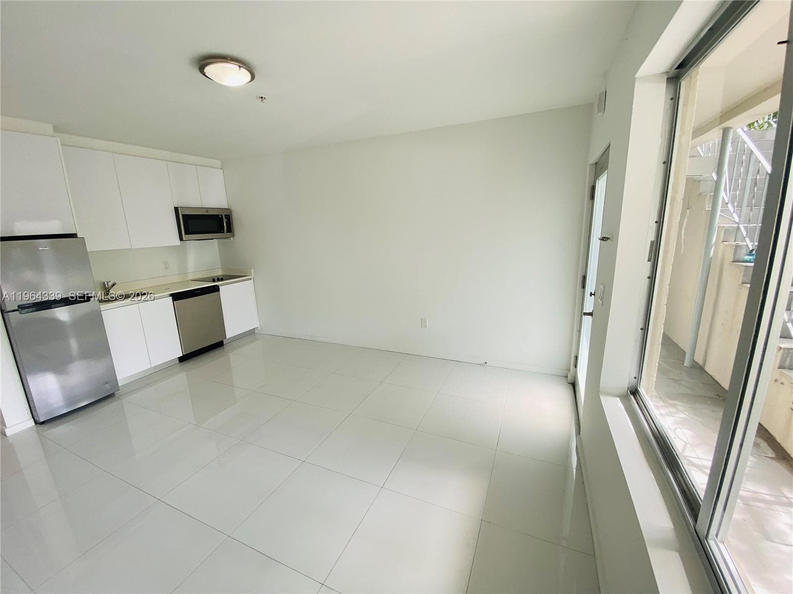 A11964339 — Miami Beach — 8