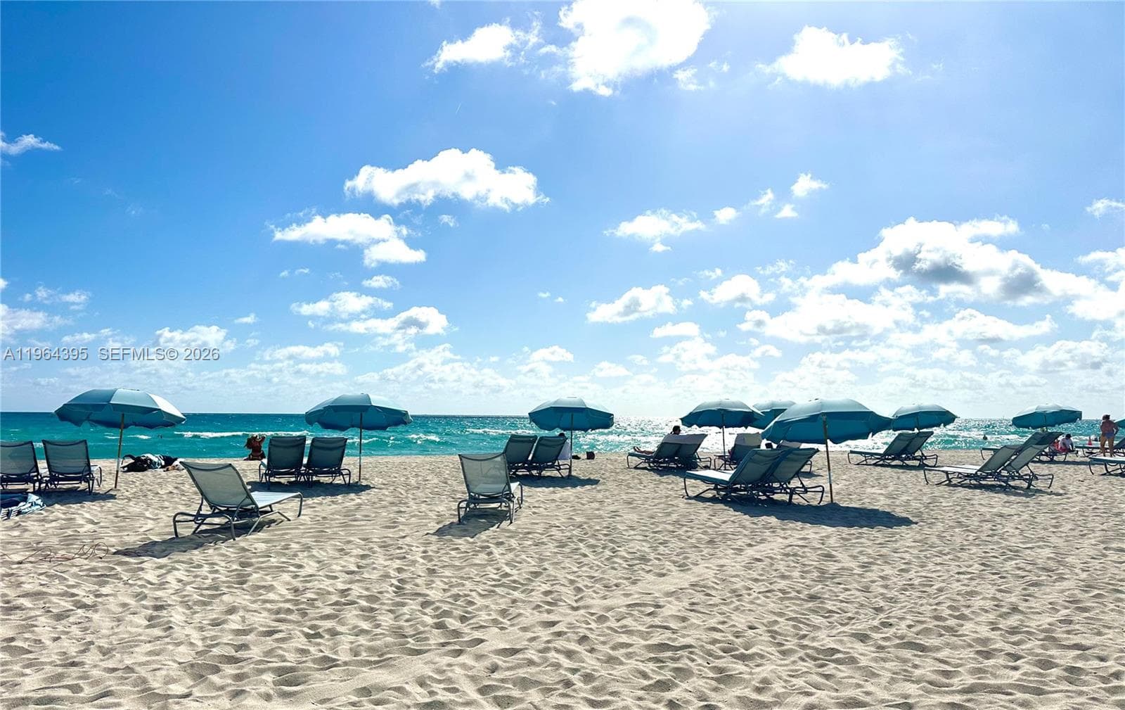 A11964395 — Miami Beach — 33
