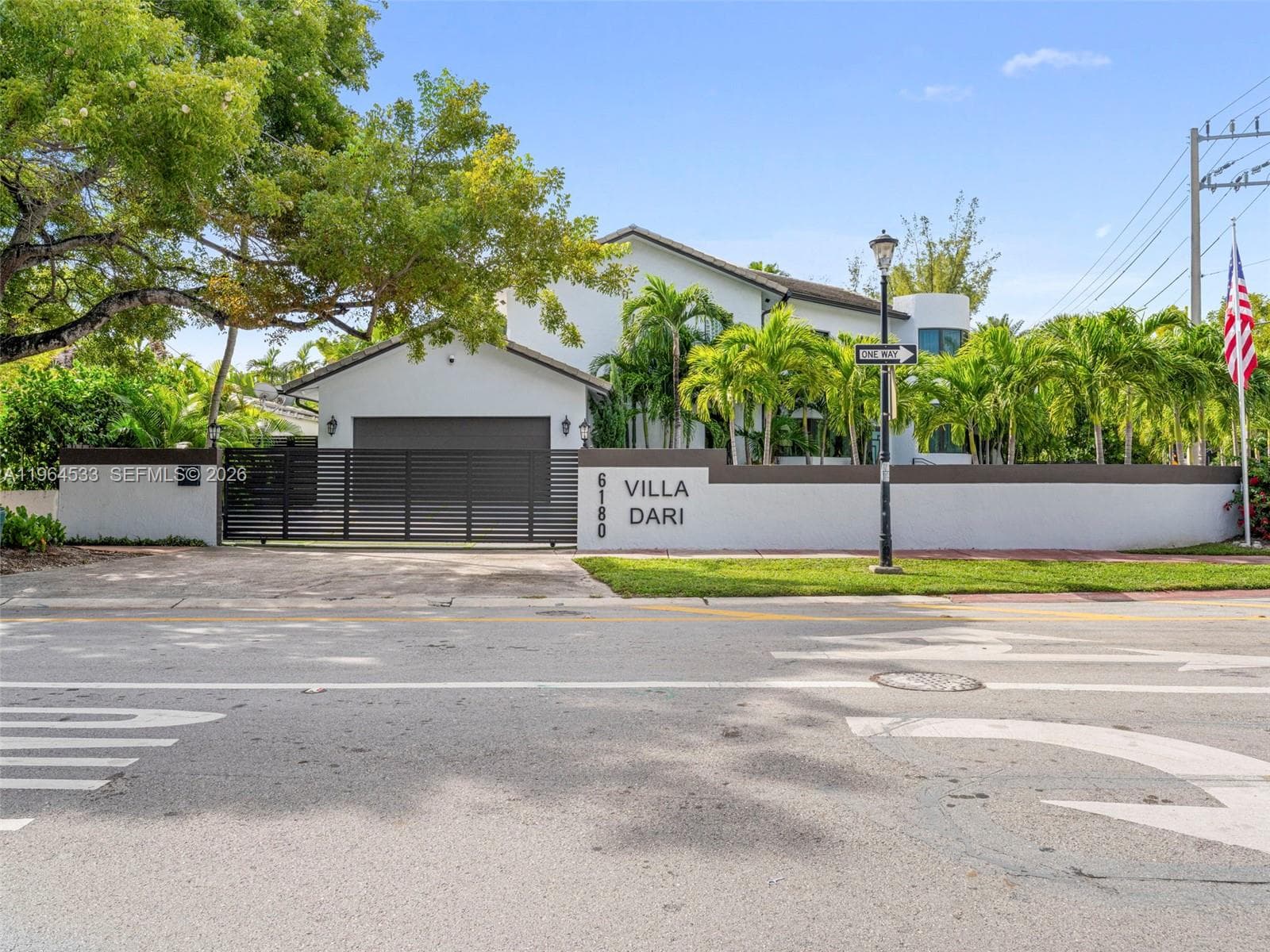 A11964533 — Miami Beach — 63