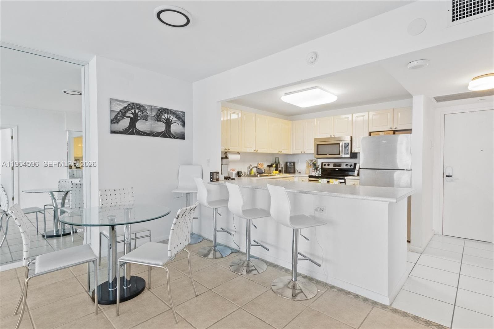 A11964596 — Miami Beach — 6