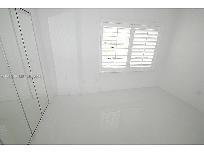 A11964640 — Miami Beach — 6