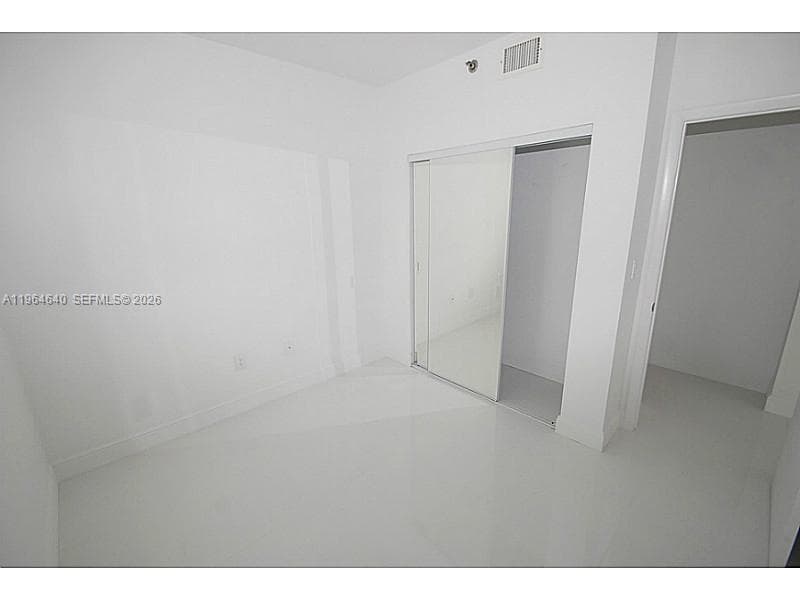 A11964640 — Miami Beach — 5