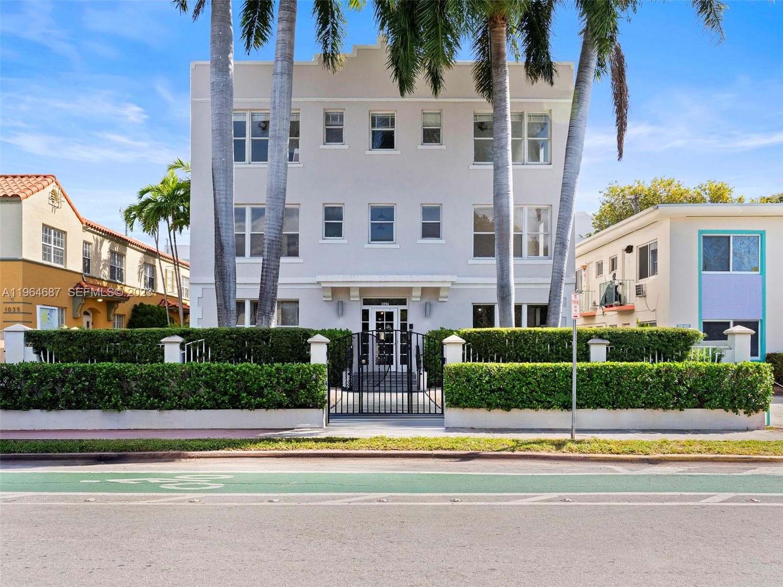 A11964687 — Miami Beach — 28
