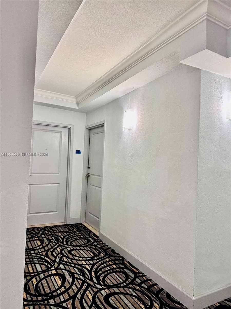 A11964695 — Miami Beach — 46