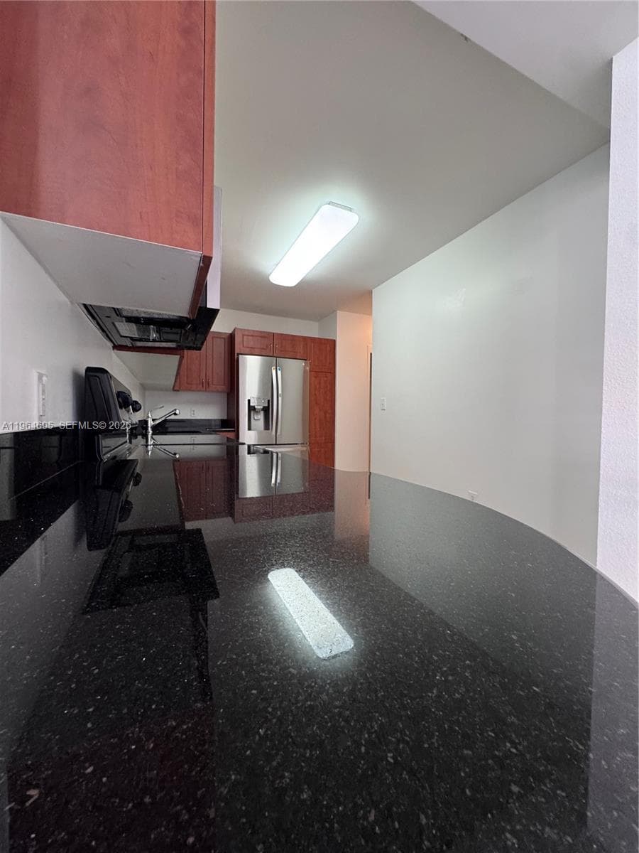 A11964695 — Miami Beach — 79