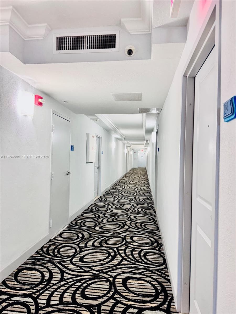 A11964695 — Miami Beach — 45