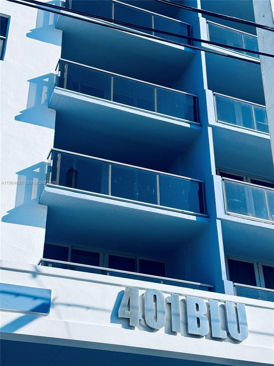 A11964695 — Miami Beach — 8