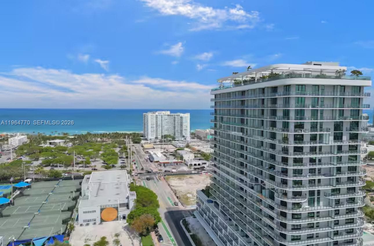 A11964770 — Miami Beach — 30