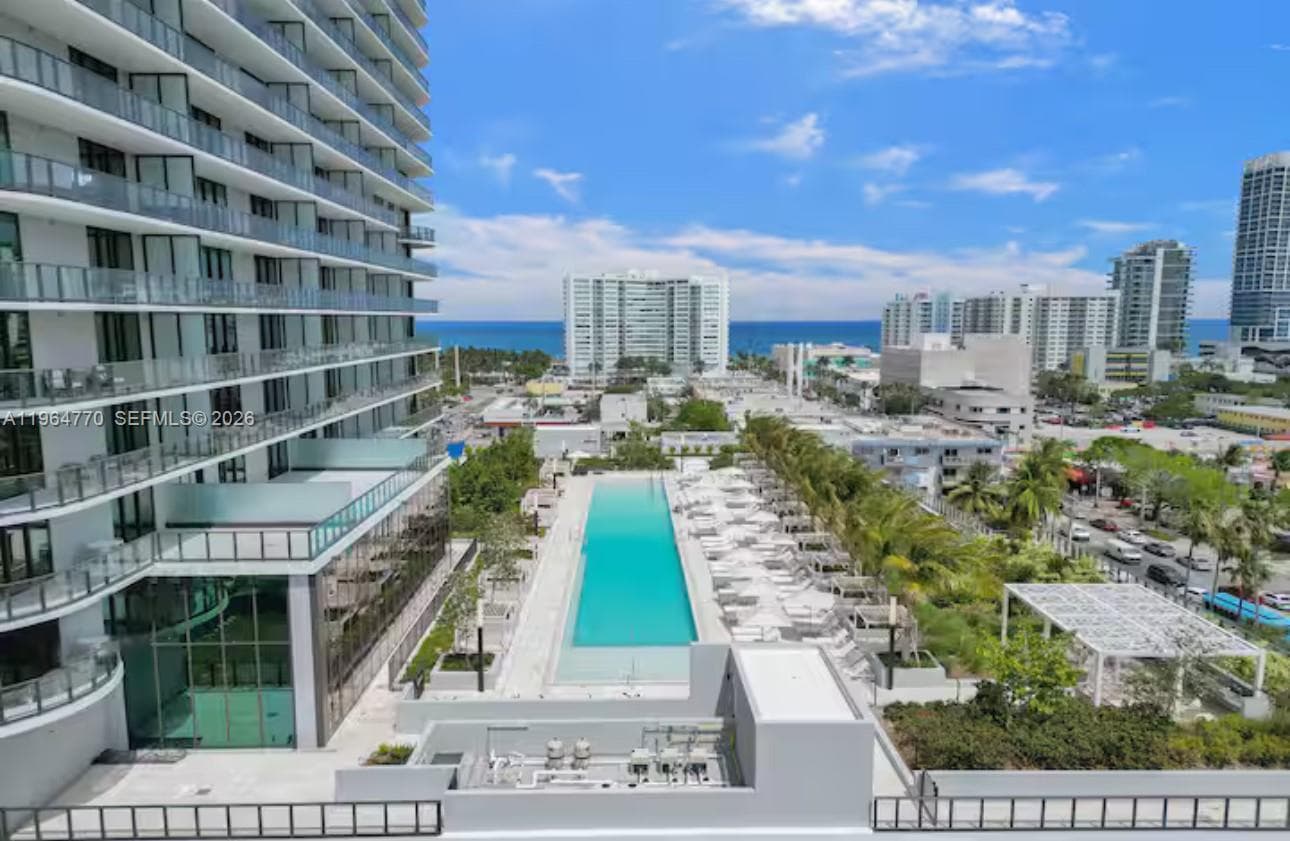 A11964770 — Miami Beach — 19