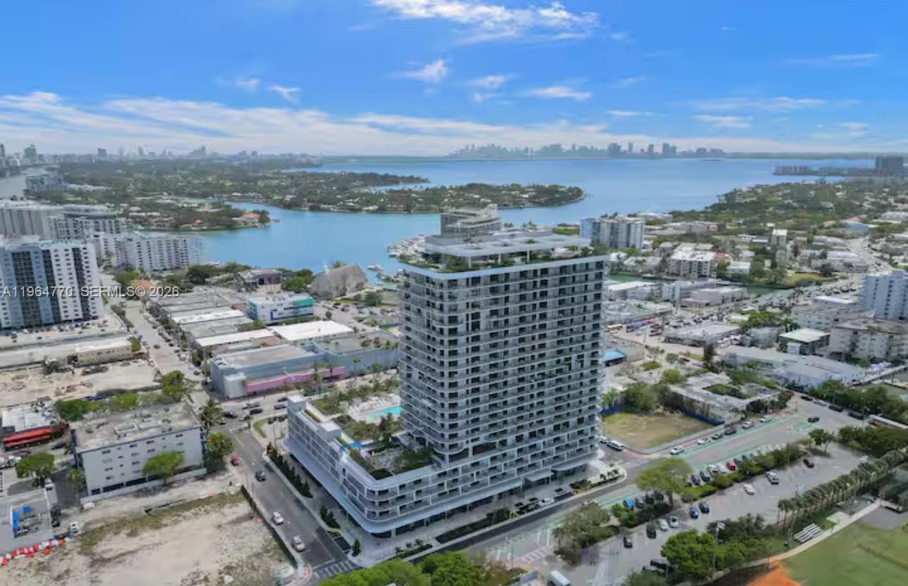 A11964770 — Miami Beach — 31