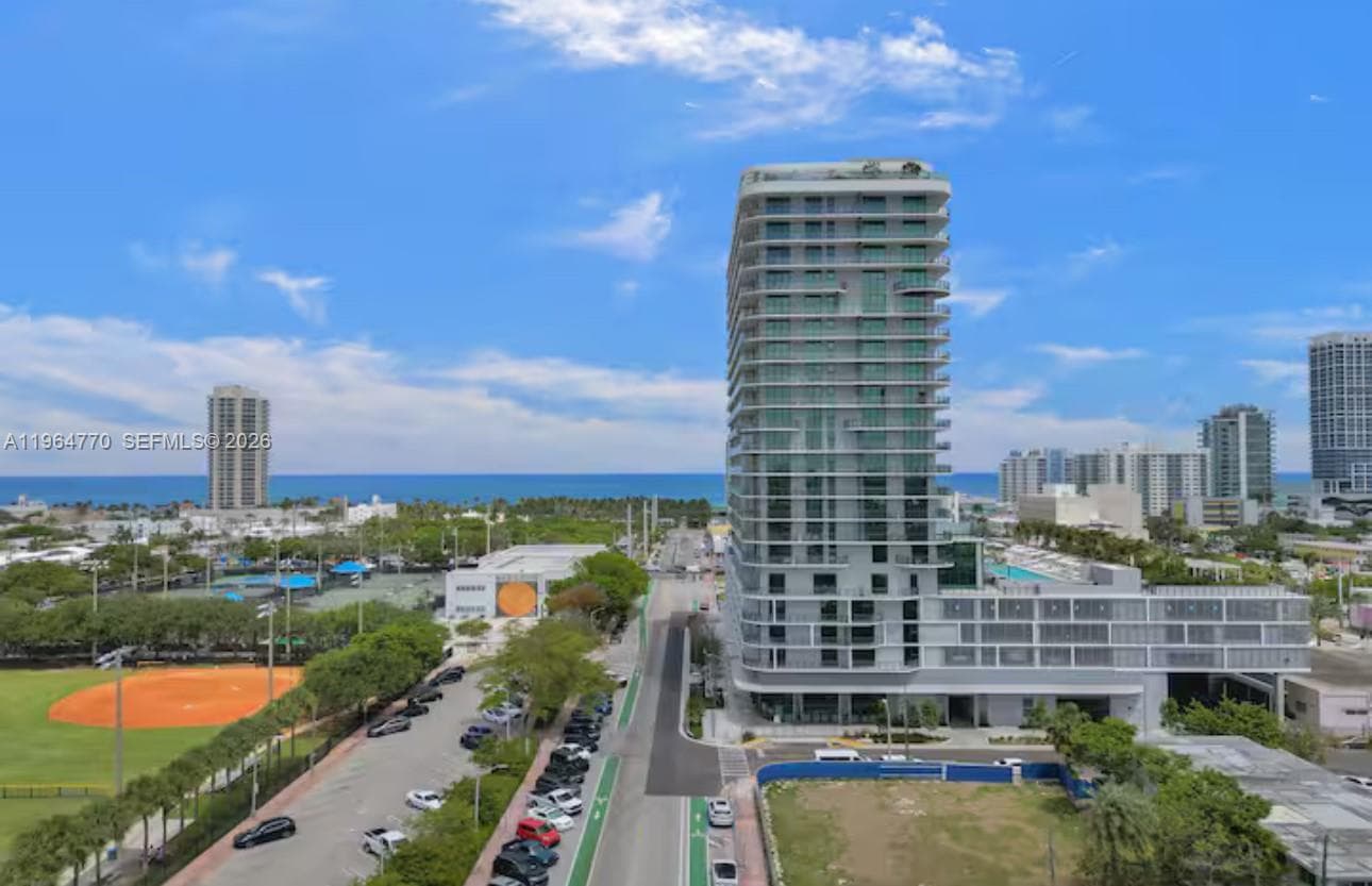 A11964770 — Miami Beach — 29