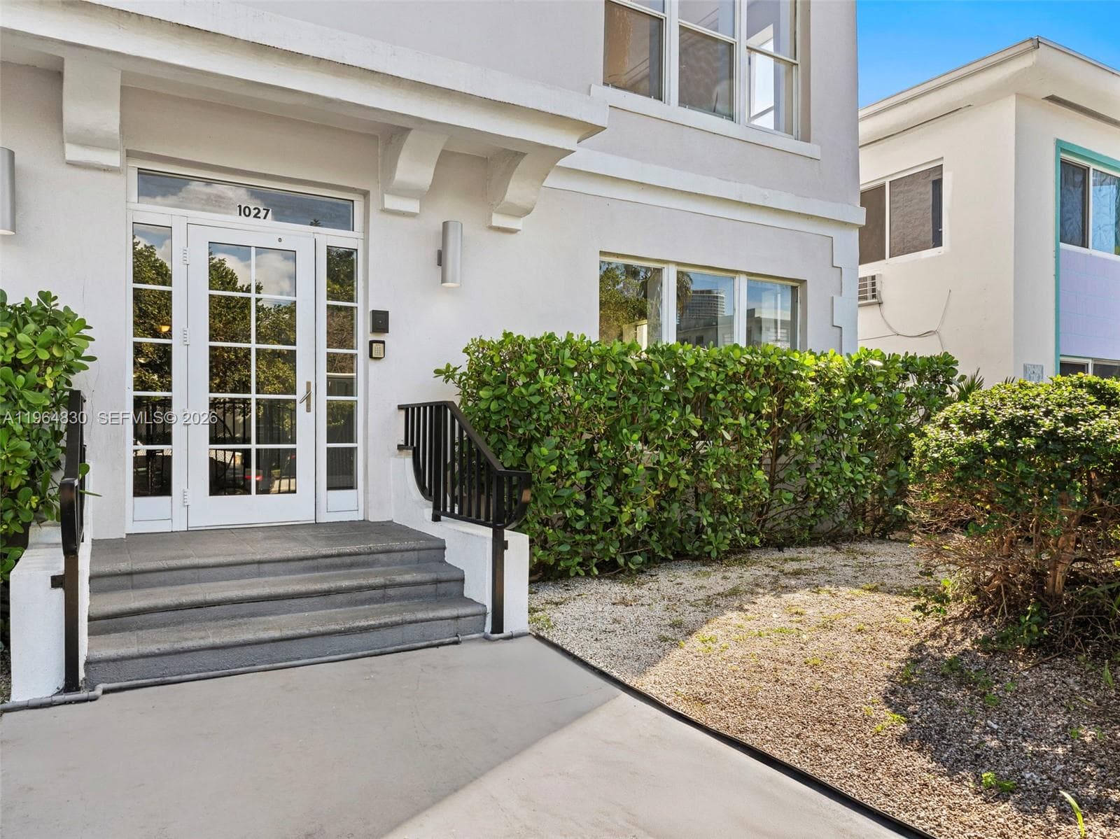 A11964830 — Miami Beach — 26